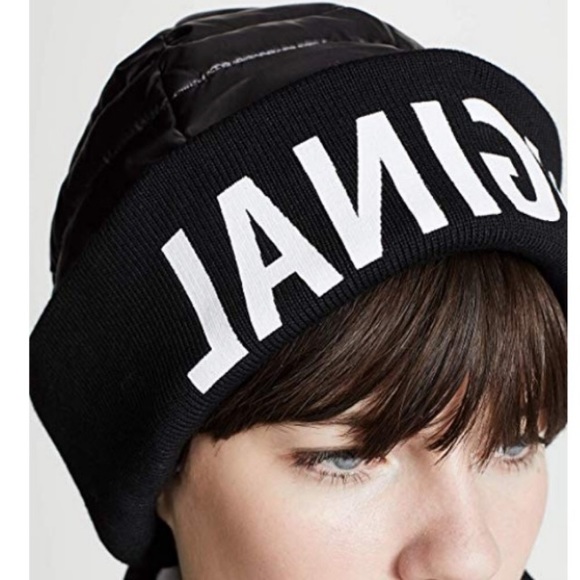 Think Royln Black sleek polyester beanie H… - Picture 2 of 4